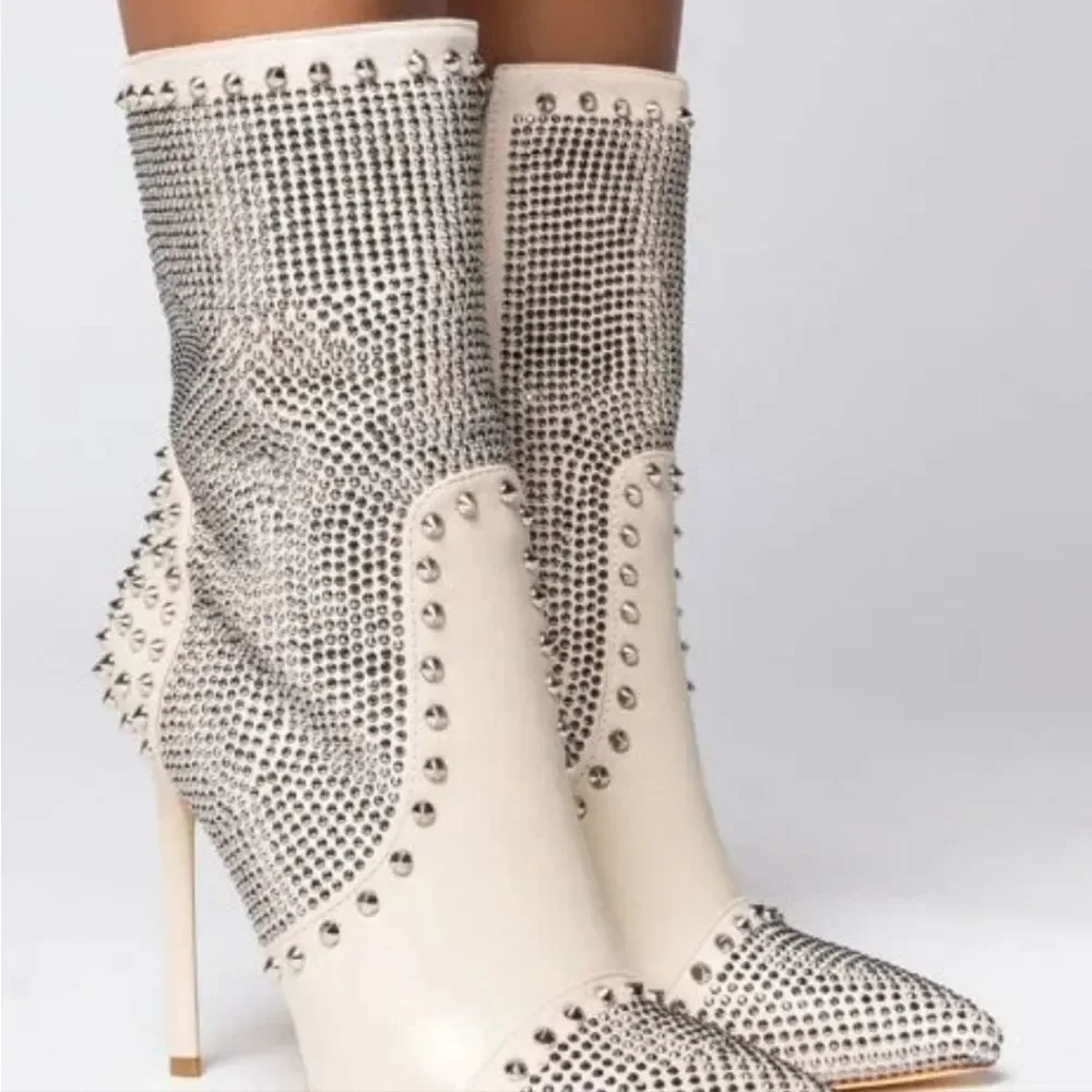 AZALEA WANG EMBROIDERY STILETTO HEEL BOOTIE - Picture 2 of 7